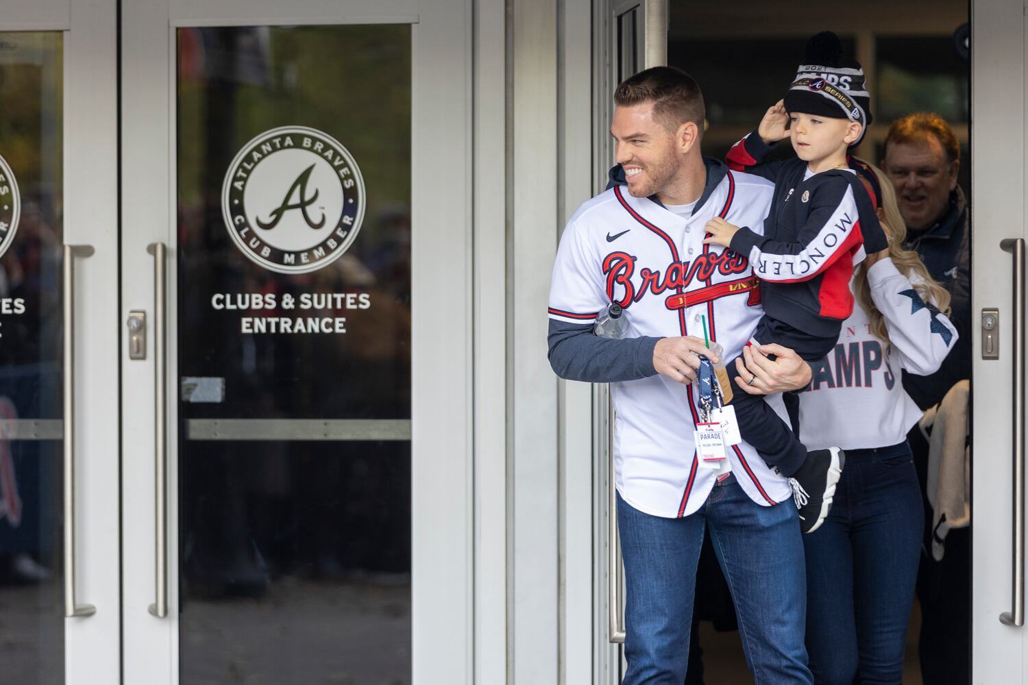 Braves Parade Departure