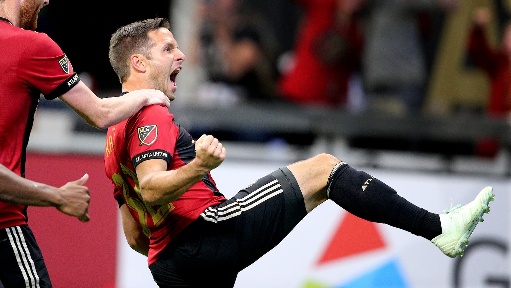 Photos: Atlanta United cruises past Montreal