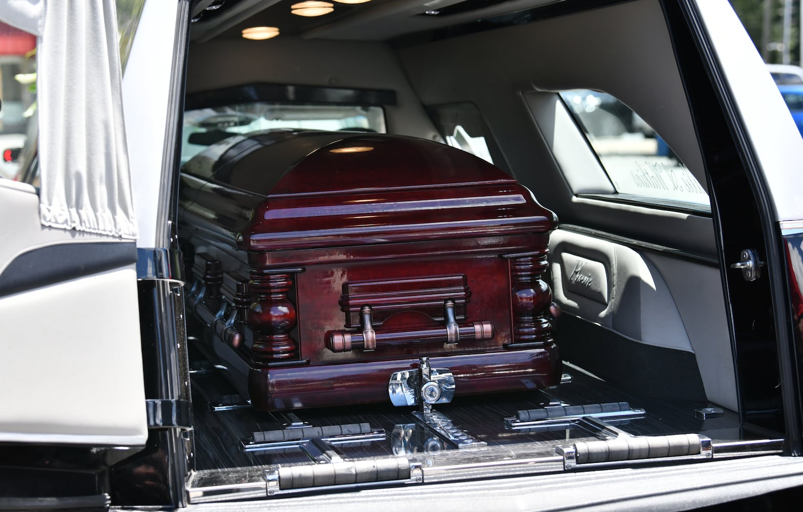 C.T. VIVIAN FUNERAL SERVICE