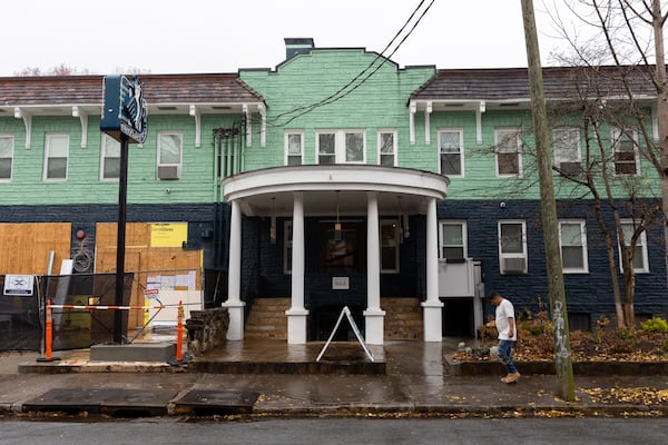 Otto’s Apartment Hotel in Atlanta has 70 modern “microapartments.” Most of the hotel’s units are around 300 square feet, with the smallest units coming in at around 200. The renovated apartment complex was formerly The Highland Inn. (Arvin Temkar / AJC)