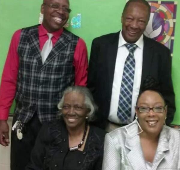 Willie Monroe (bottom left) was allegedly beaten with a hammer by her daughter Sandy Mathis (bottom right) (Photo: Channel 2 Action News)