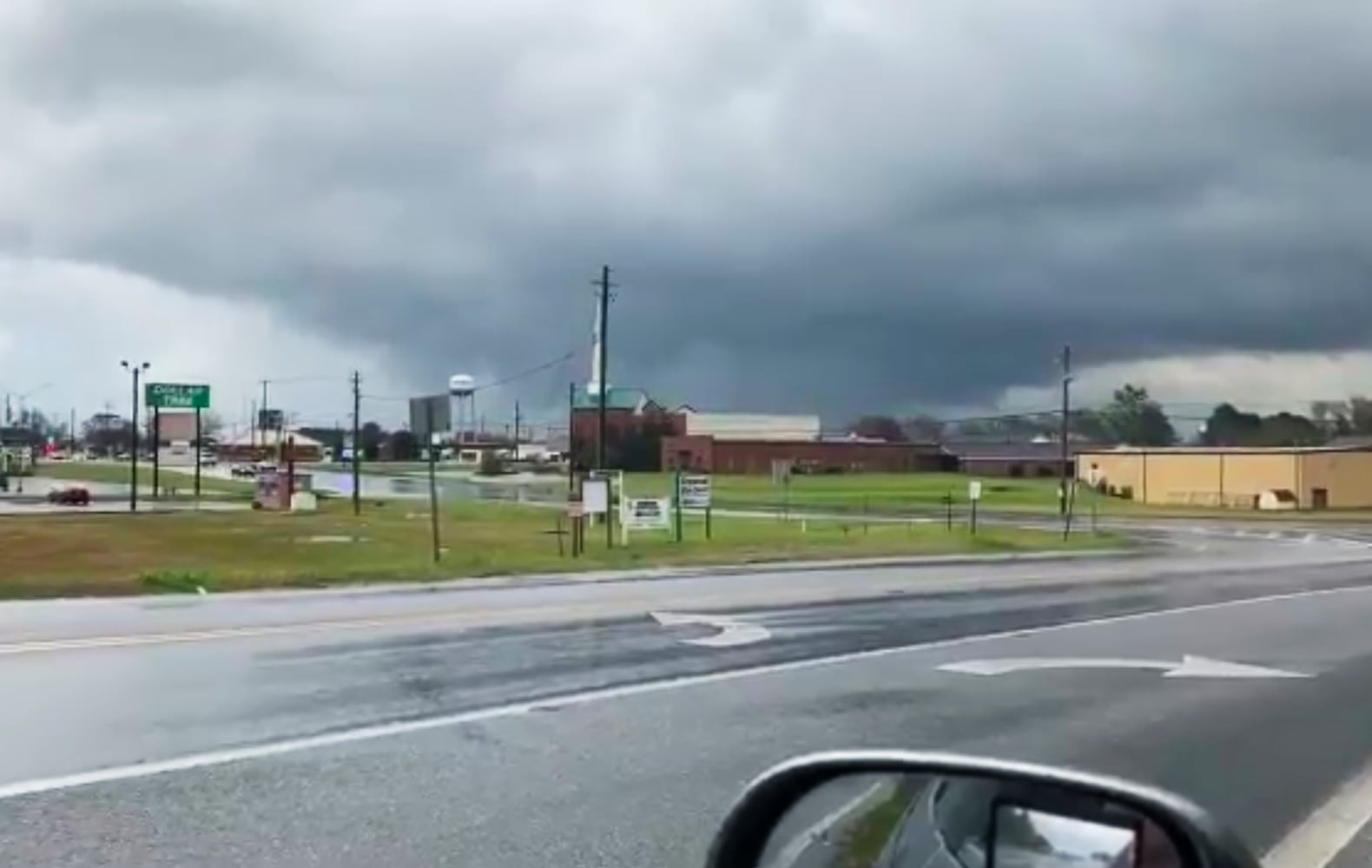 Photos: Tornado and wind damage in Georgia