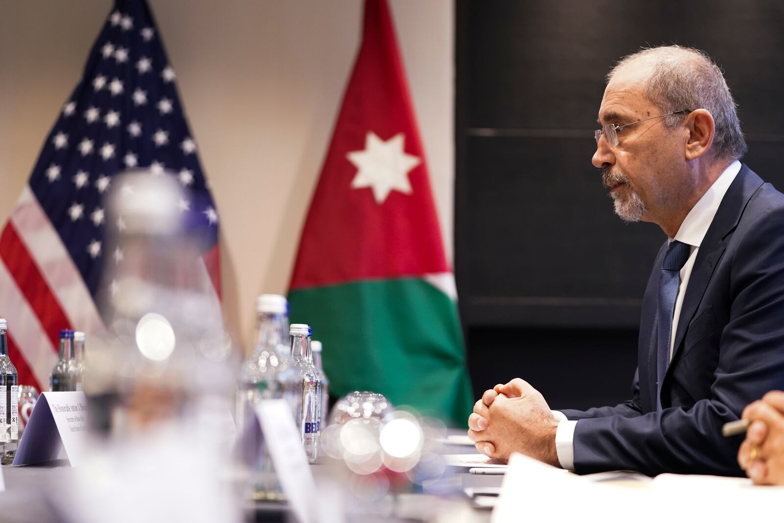 Jordanian Foreign Minister Ayman Safadi meets with U.S. Secretary of State Antony Blinken in London, Friday, Oct. 25, 2024. (Nathan Howard/Pool photo via AP)