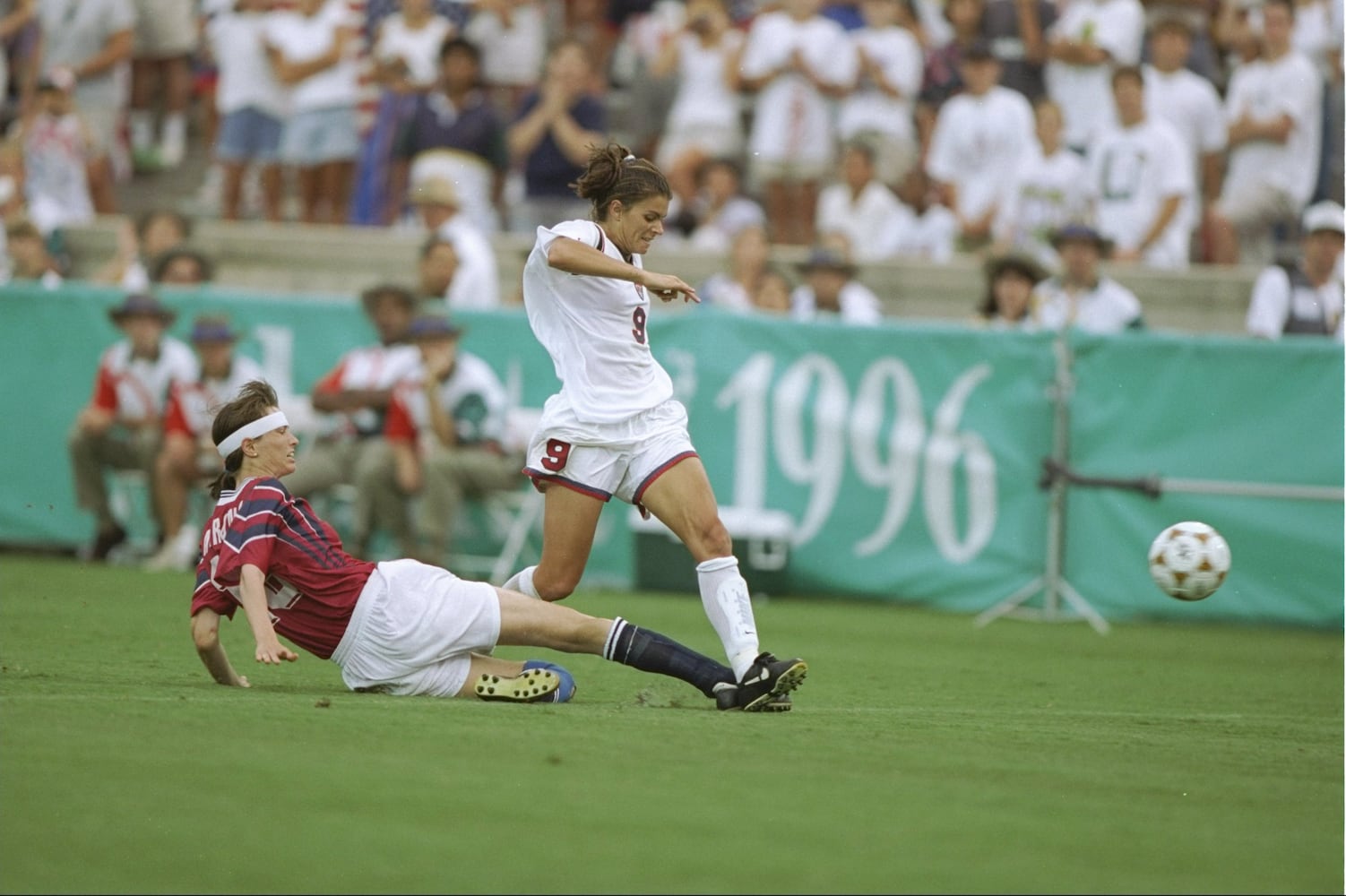 U.S. women earn soccer gold