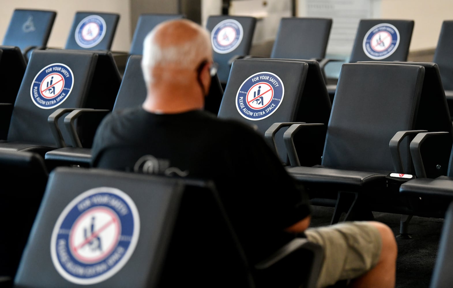 Delta uses social distancing, sanitizing practices as it adds flights