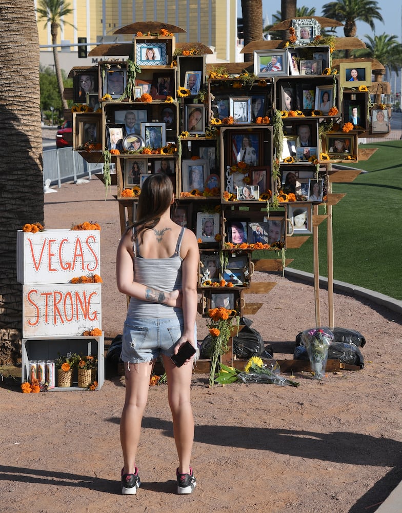 Las Vegas shooting victims remembered 1 year after massacre