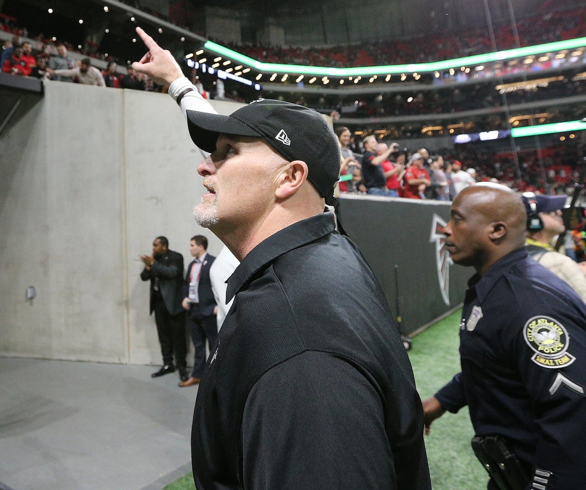 Photos: Falcons hold on, beat the Saints