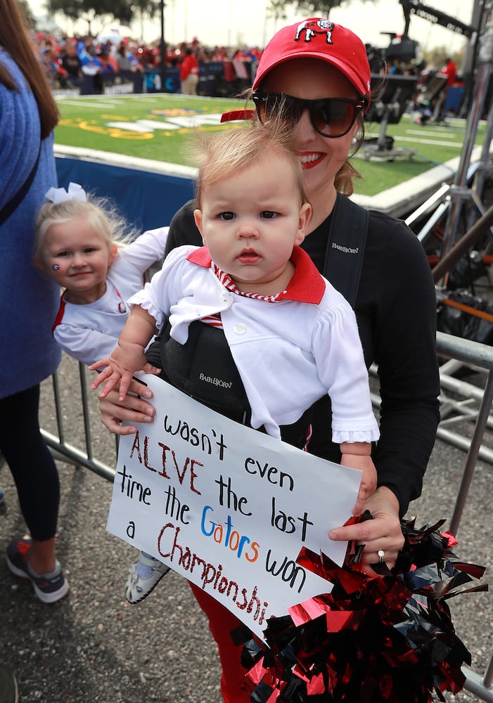 Photos: The scene at the Georgia-Florida game Saturday