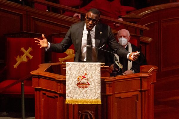  Shannon Sharpe talks at the Peachtree Road United Methodist Church during Dan Reeves's memorial service Friday, January 14, 2020.  STEVE SCHAEFER FOR THE ATLANTA JOURNAL-CONSTITUTION