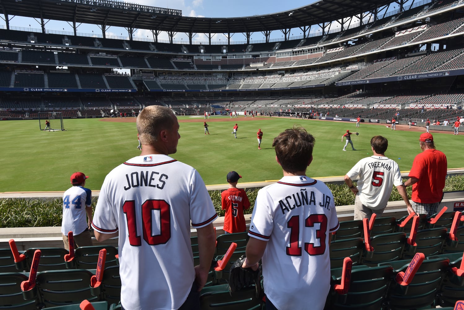 Photos: The scene at SunTrust Park as Braves begin playoff run