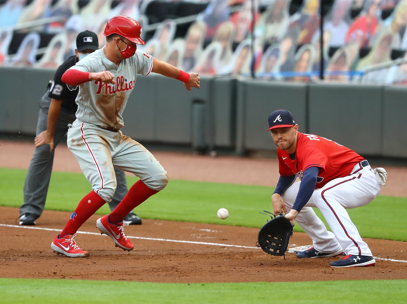 BRAVES PHILLIES