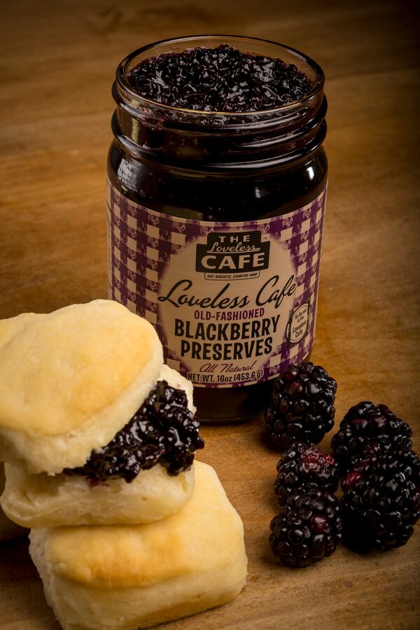 Biscuits and blackberry preserves. Courtesy of the Loveless Cafe