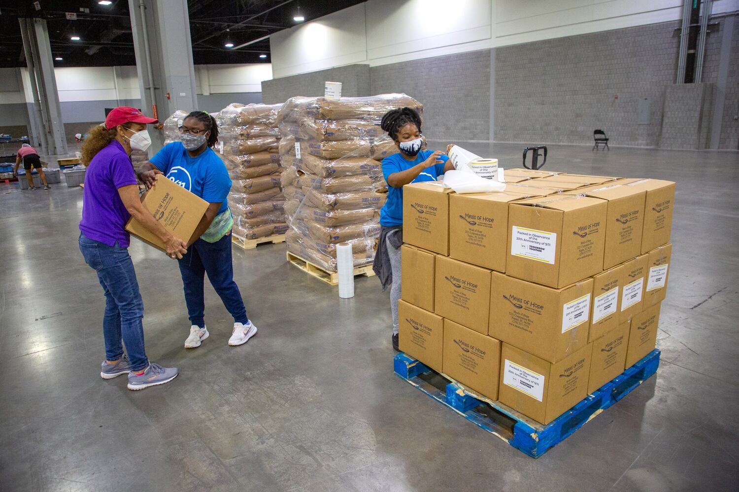 Hundreds of volunteers will pack 200,000 meals for the Atlanta Community Food Bank