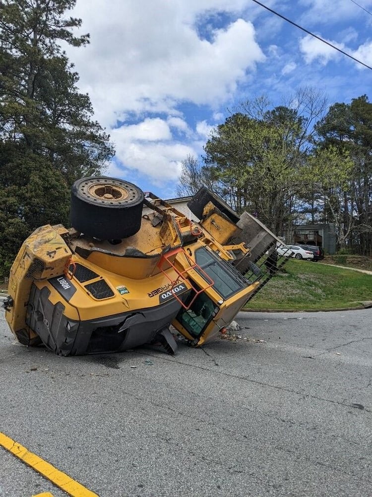 Front-end loaders clash in Gwinnett