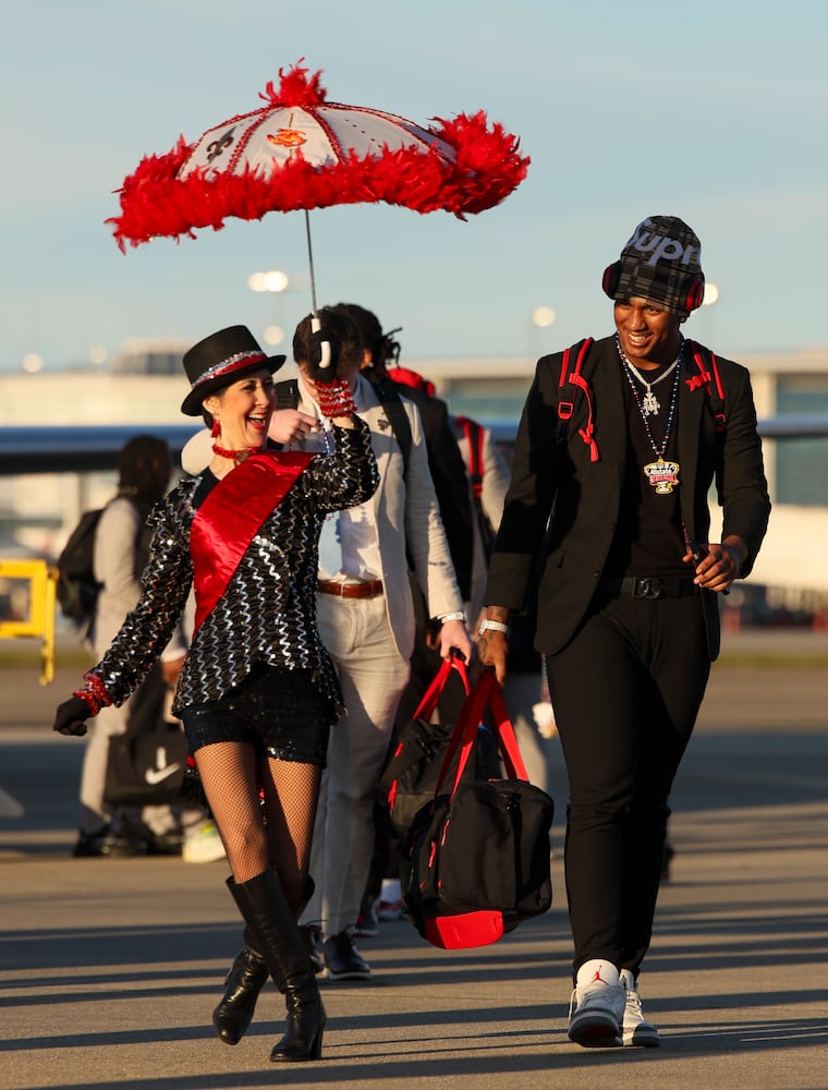 122924 sugar bowl uga arrival