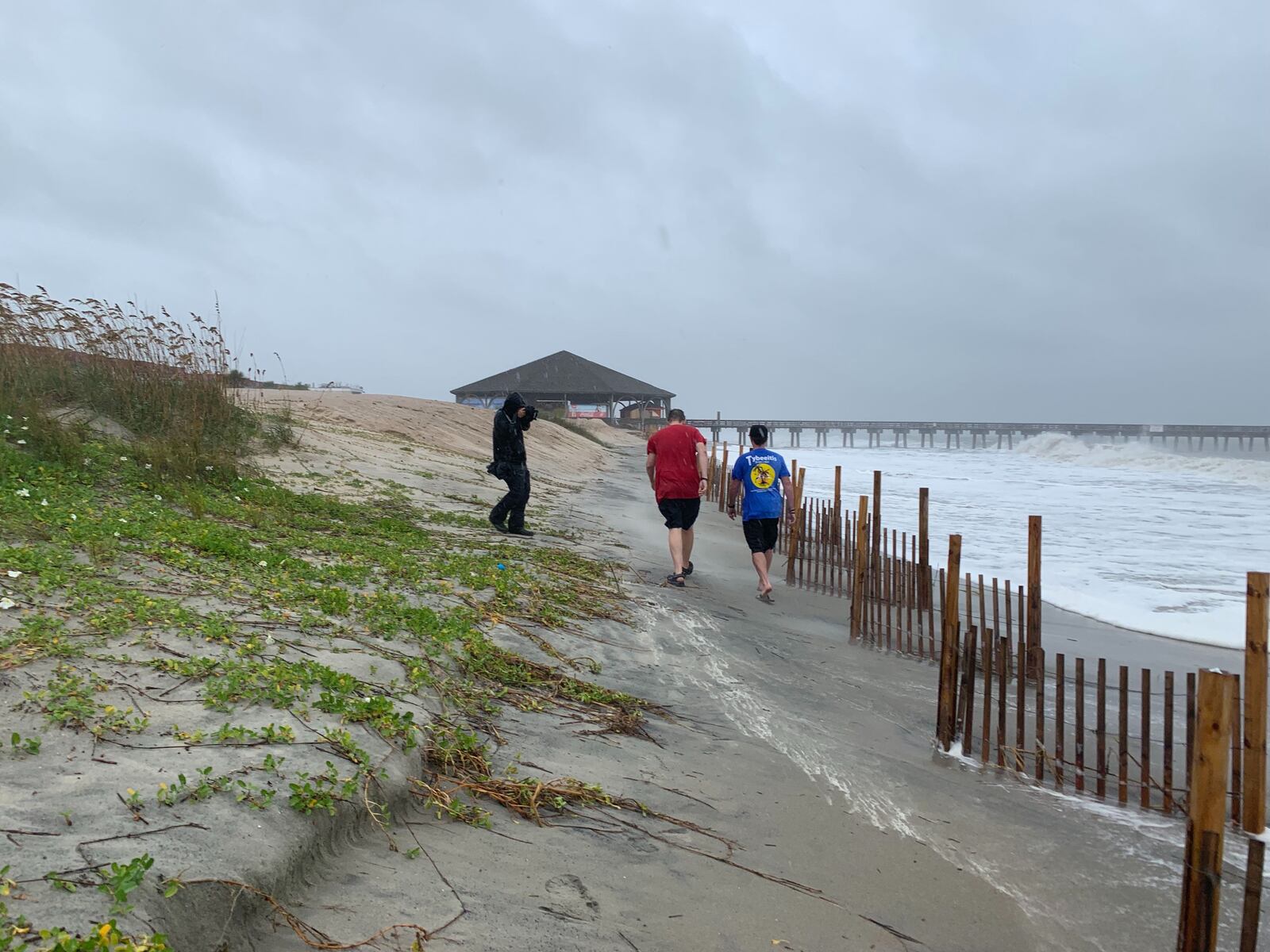 9/4/19, Tybee Island - On the shore of Tybee Island as Dorian nears Wednesday afternoon. JEREMY REDMON/AJC