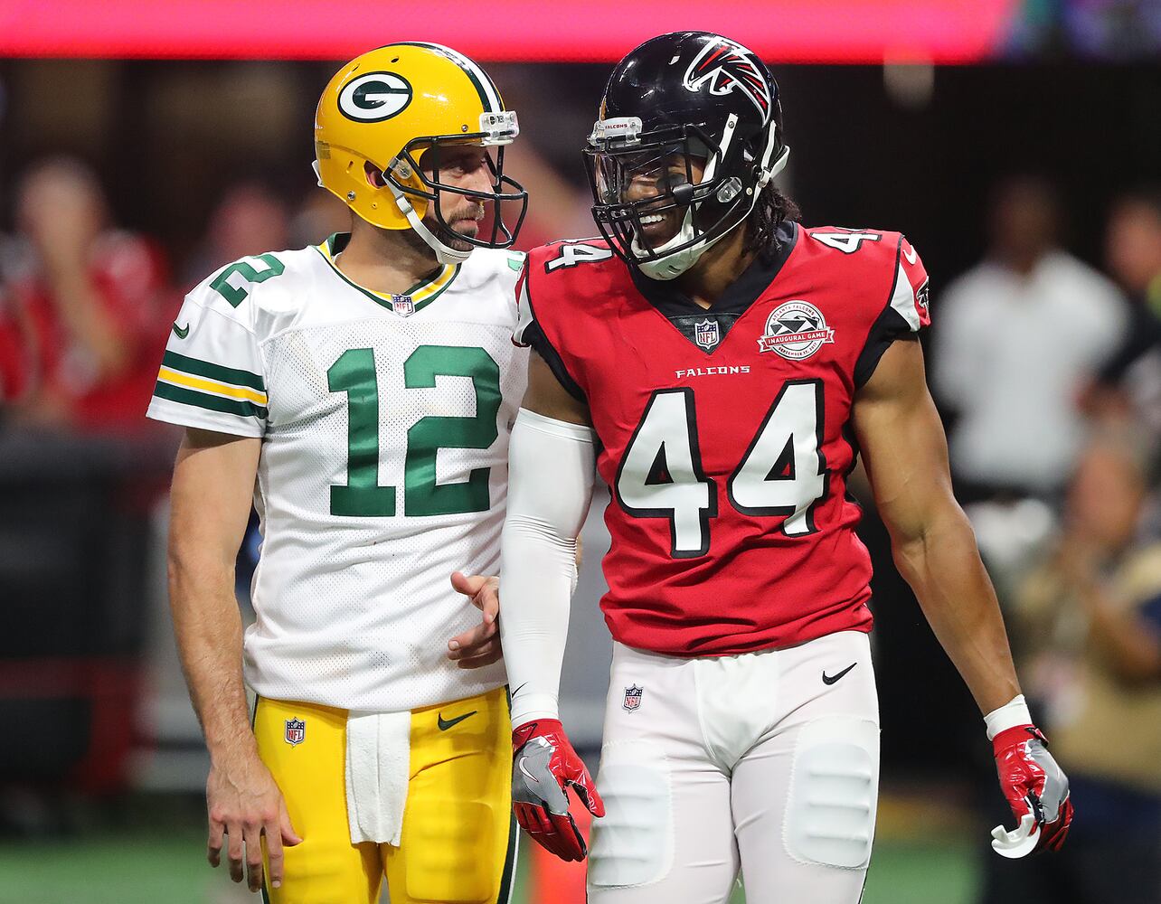 Photos: Falcons are tested by the Packers