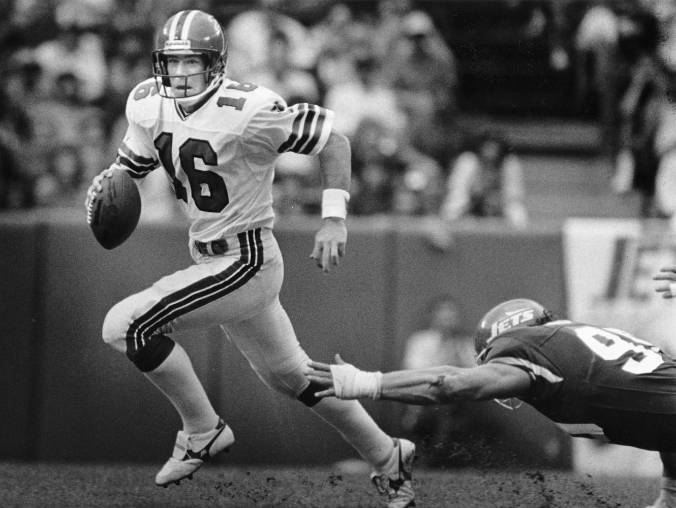 Looking back: Former Falcons QB David Archer