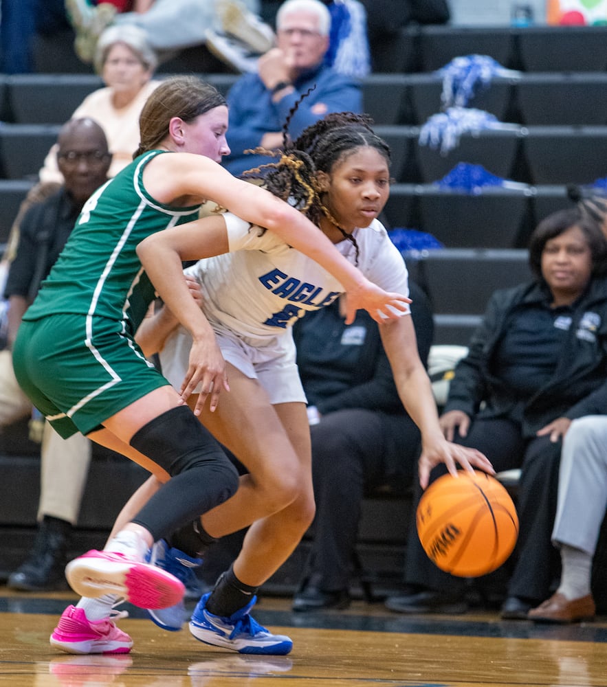 Mt. Paran women’s basketball team competes in tournament with Athens’ Spartans