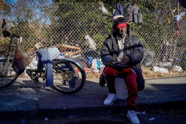 Willie Johnson recounts the events leading up to the Thursday death of an unhoused man at an encampment on Old Wheat Street. Ben Hendren/AJC