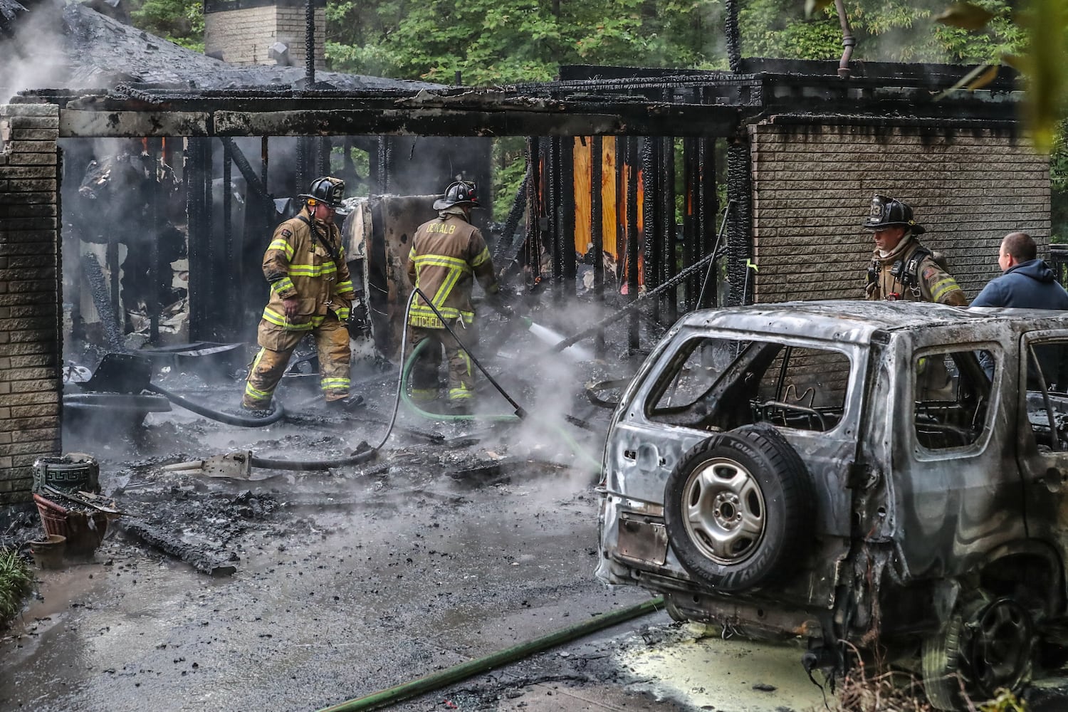 Tucker Oxbow Road fire