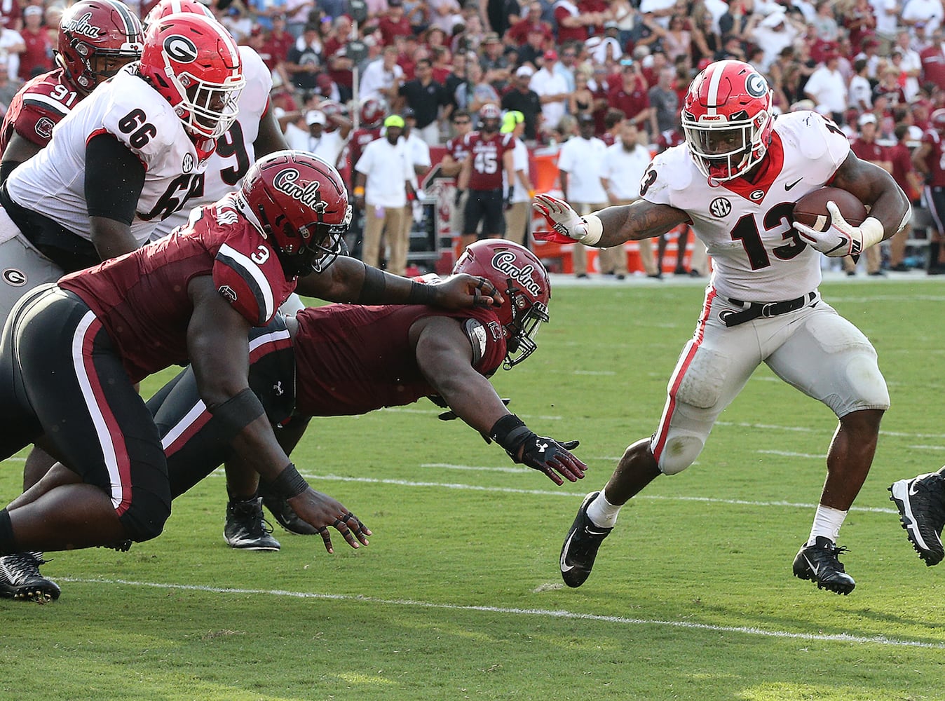 Photos: Bulldogs pull away from South Carolina