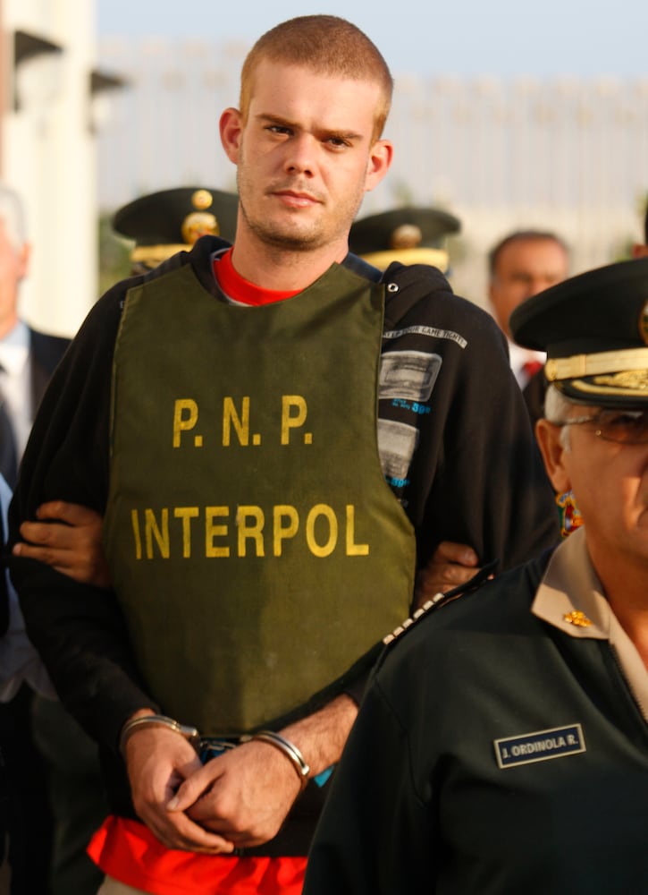 Natalee Holloway's mom questions van der Sloot in Peruvian prison