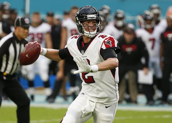 Atlanta Falcons quarterback Matt Ryan (2) looks to pass during the first half of an NFL preseason football game against the Miami Dolphins, Thursday, Aug. 10, 2017 in Miami Gardens, Fla. (AP Photo/Wilfredo Lee)