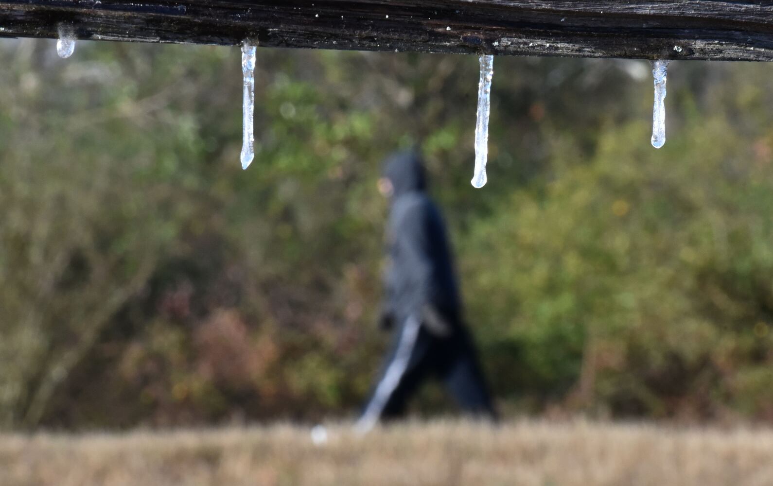 Snow and ice hit Atlanta