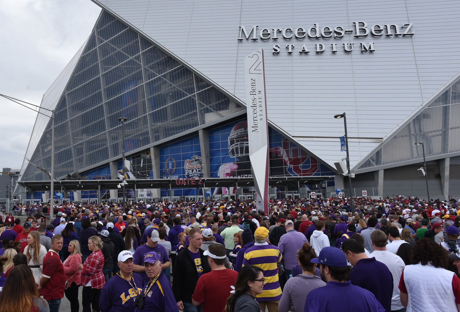 Photos: LSU, Oklahoma collide in Peach Bowl