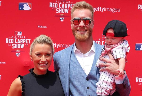 Mike Foltynewicz with his wife and son at a red carpet event before the All-Star game. (Photo by Patrick Smith/Getty Images)