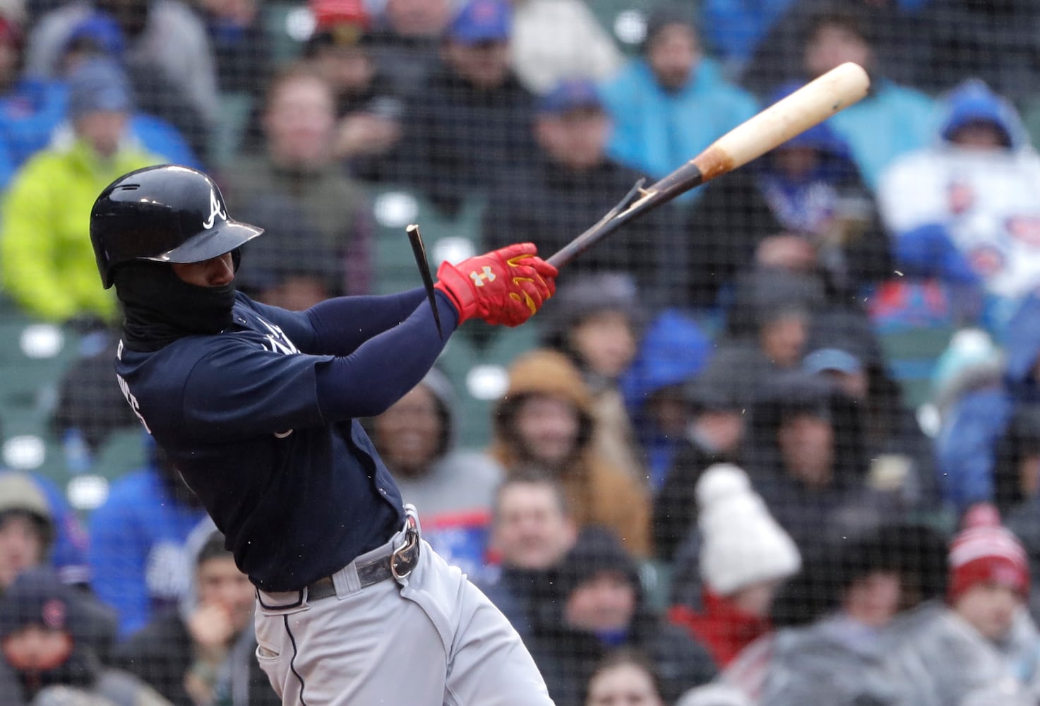 Photos: Braves battle the Cubs in cold Chicago