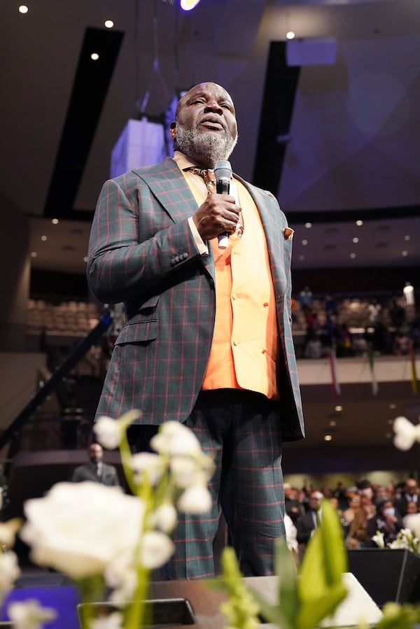 Bishop T.D. Jakes, addressing a congregation at New Birth Missionary Baptist Church during a service (date unknown). (Courtesy of New Birth Missionary Baptist Church)