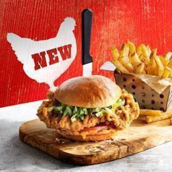 Chili's Chicken Sandwich / Handout