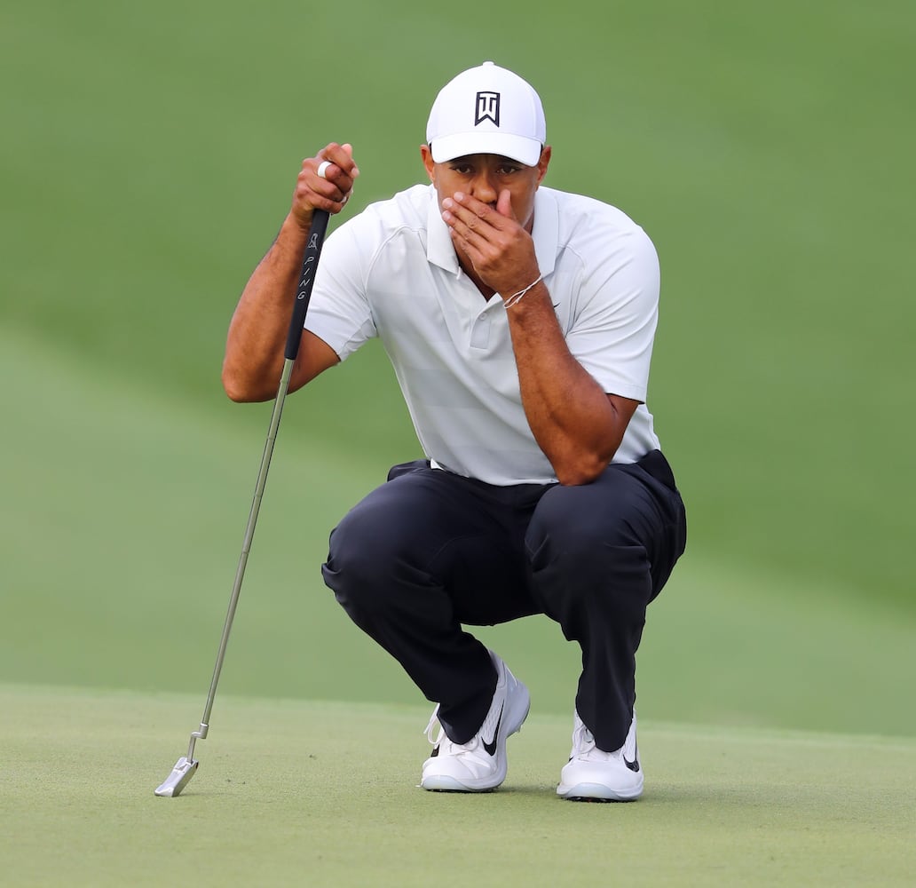 Photos: Tiger Woods’ second round at the Masters