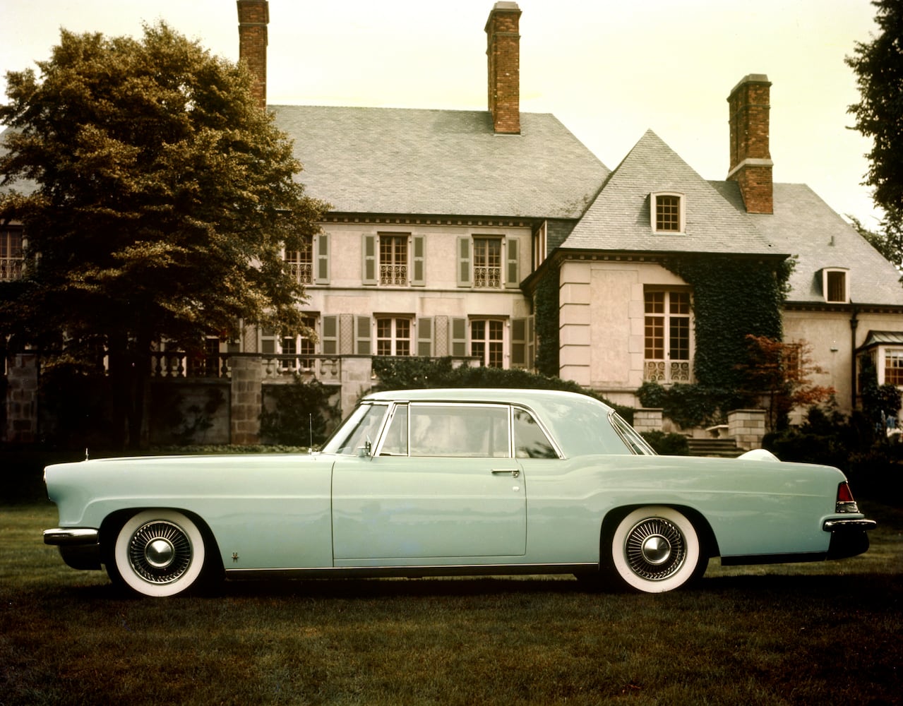 Lincoln Continental making a return