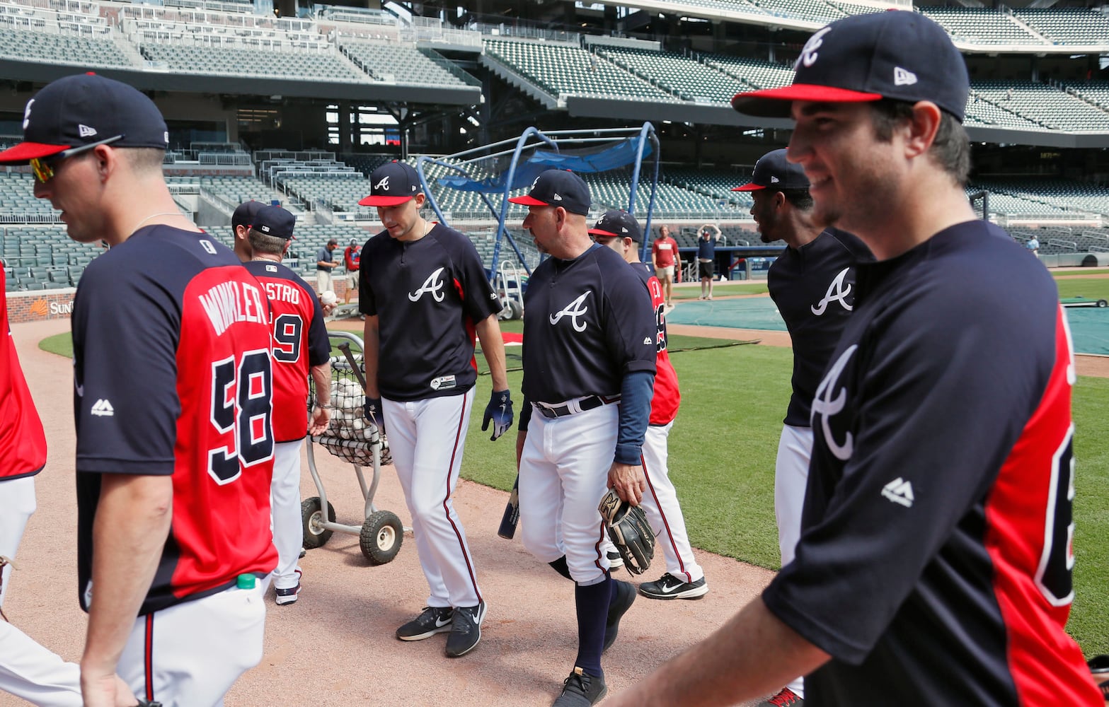 Photos: Braves get in some practice before the playoffs