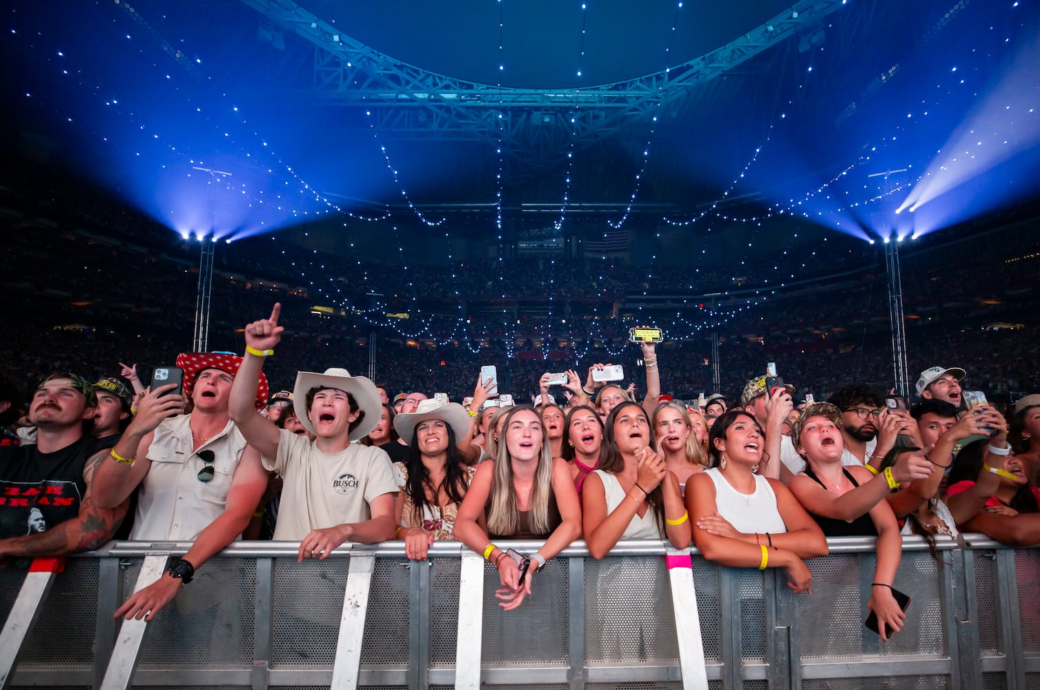 Atlanta, Ga: Zach Bryan played to a sold-out crowd of cowboy hat-clad fans who sang along with every word. Photo taken Saturday August 10, 2024 at Mercedes Benz Sadium. (RYAN FLEISHER FOR THE ATLANTA JOURNAL-CONSTITUTION)