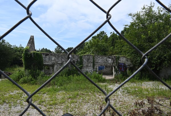 August 9, 2022 Atlanta - Photograph shows the site of the proposed Atlanta public safety training center at the site of the old Atlanta prison farm in Atlanta on Tuesday, August 9 2022. A growing number of southeast Atlanta neighborhoods are speaking out against the proposal to build a massive training center for police officers and firefighters on forested land in DeKalb County. (Hyosub Shin / Hyosub.Shin@ajc.com)