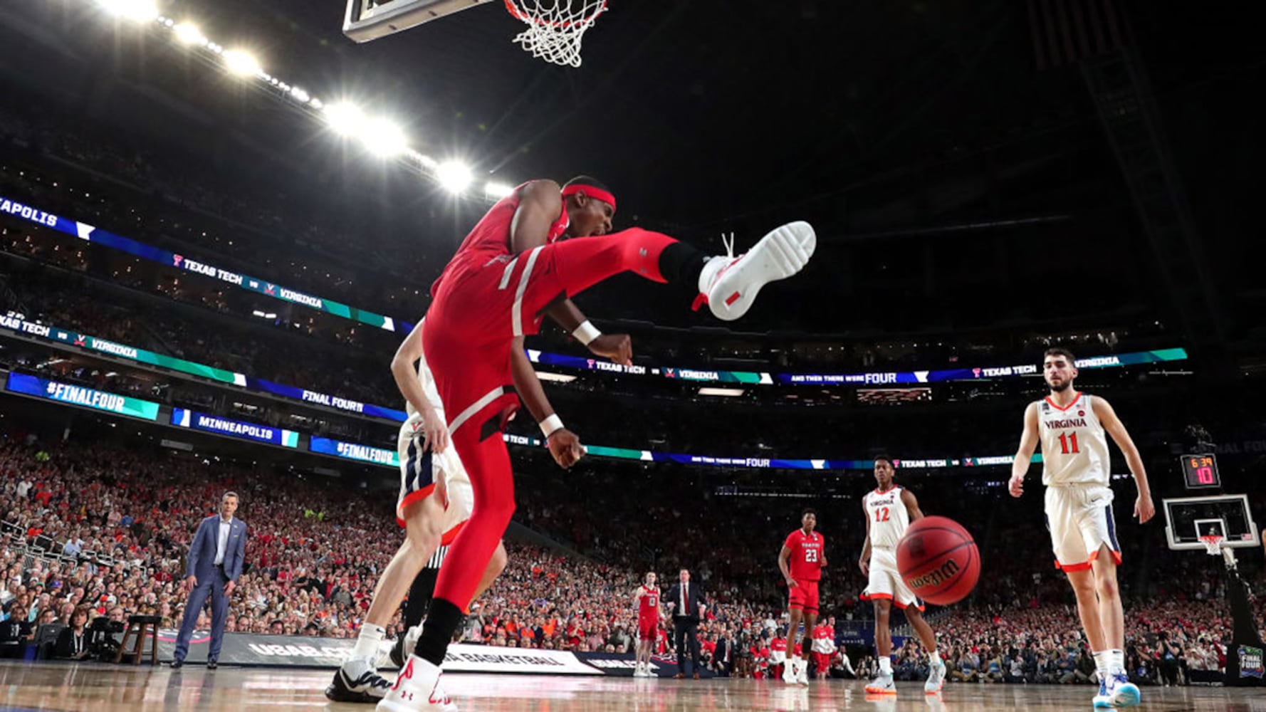 Photos: NCAA Final Four championship game