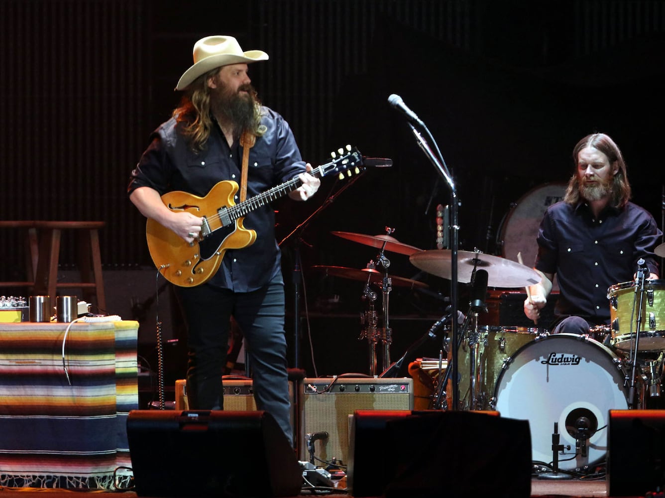 PHOTOS: George Strait, Chris Stapleton deliver country hits at Mercedes-Benz Stadium