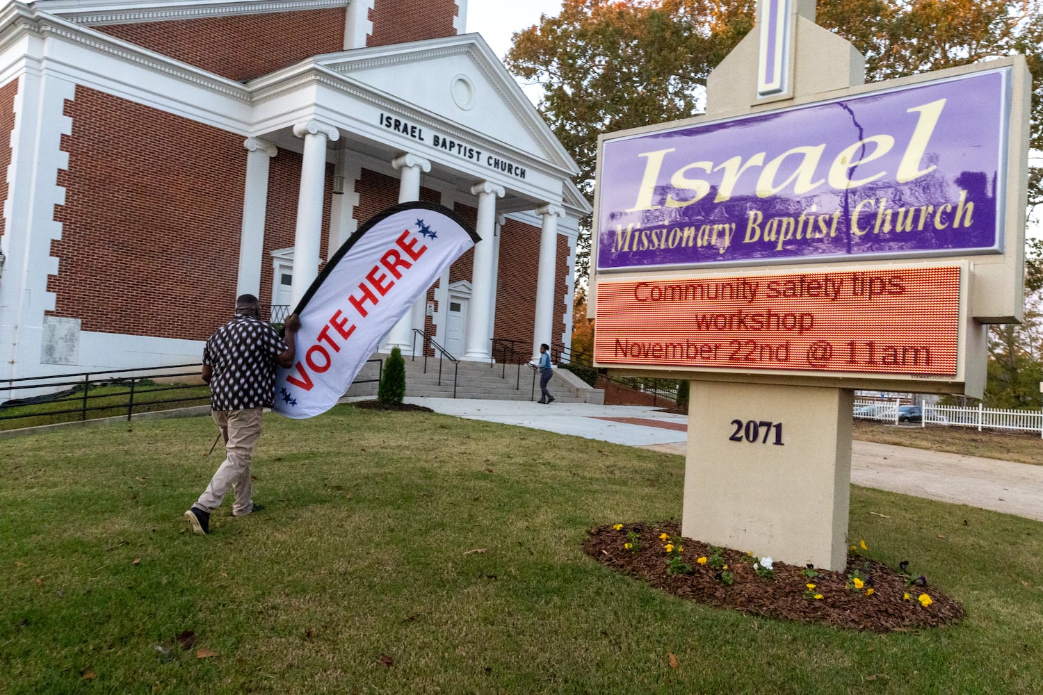 SCENES OF DeKalb  VOTERS 