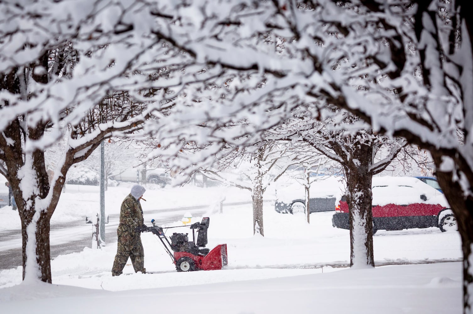 Photos: Deadly winter storm brings snow, ice to Midwest, Mid-Atlantic