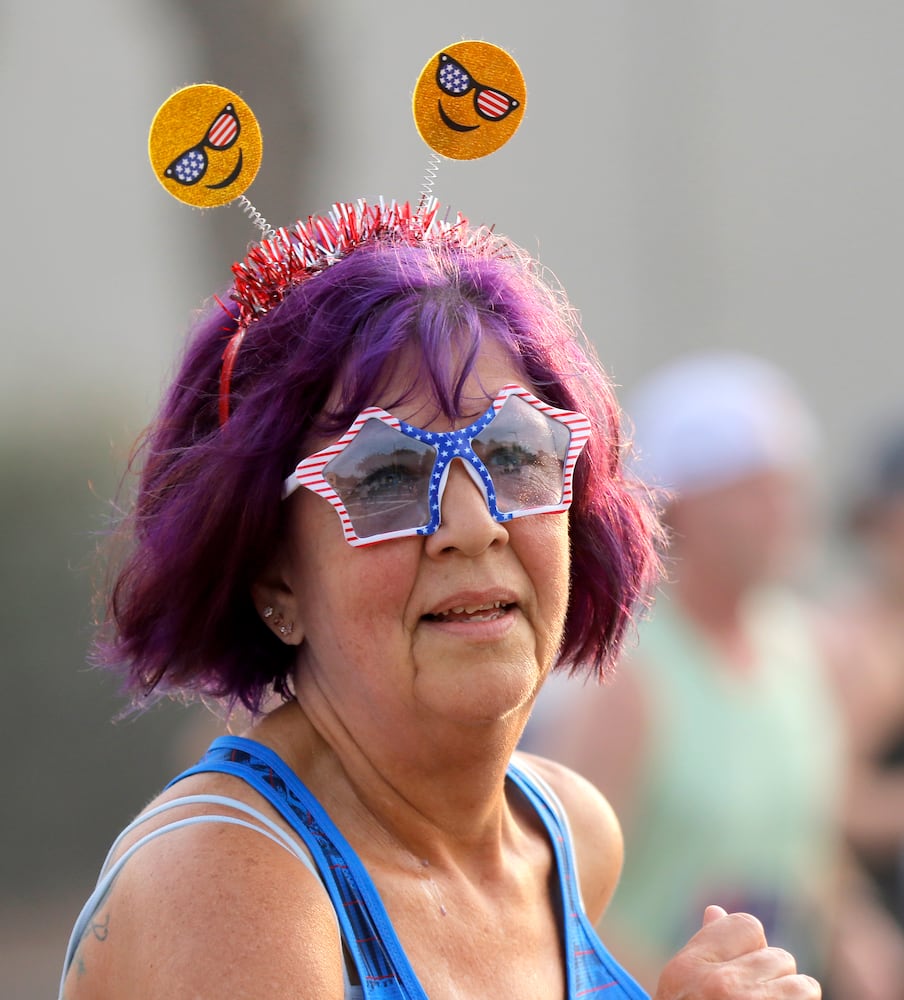 Peachtree Road Race photos