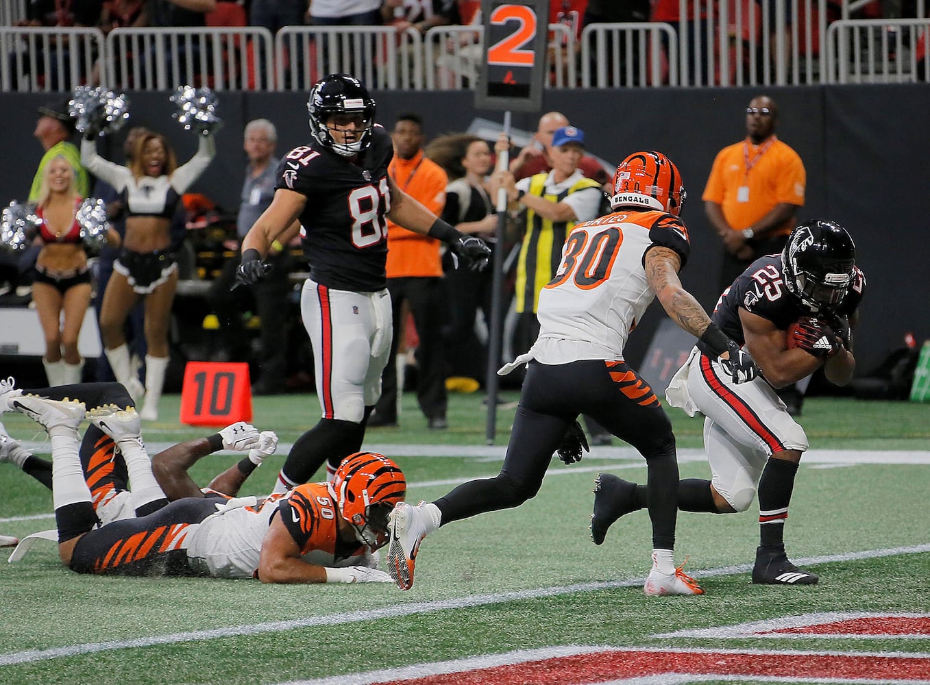 Photos: Early look at Bengals at Falcons