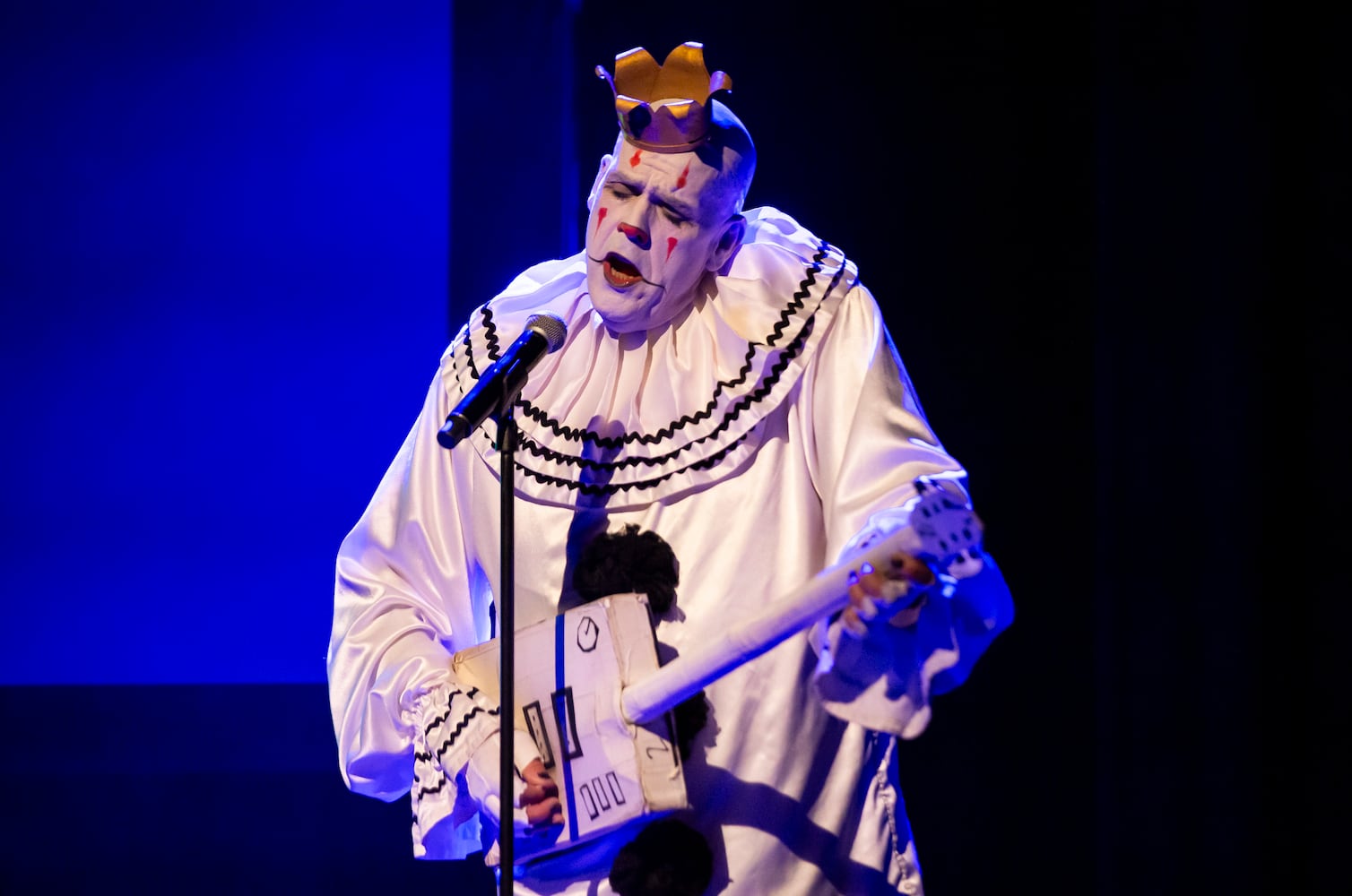 Atlanta, Ga: Puddles Pity Party sang for a packed house at Variety Playhouse, blazing through his renditions of all the classics on Saturday Sept. 7, 2024. (RYAN FLEISHER FOR THE ATLANTA JOURNAL-CONSTITUTION)