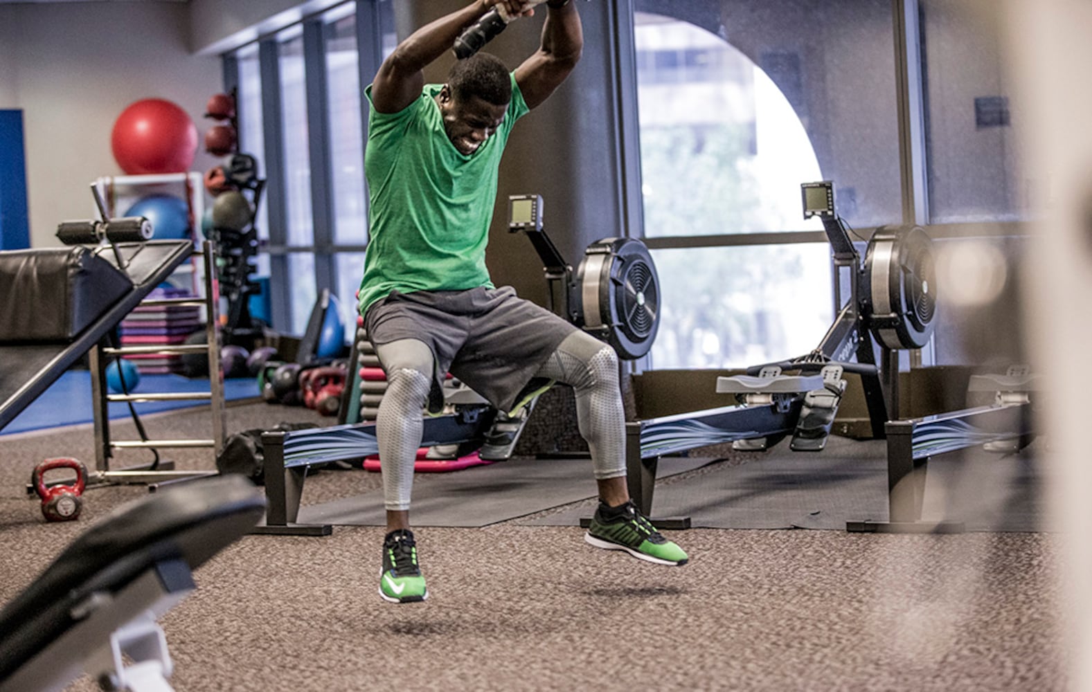 Kevin Hart trains like a beast