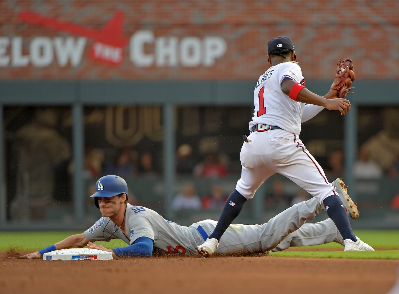 Photos: Braves, Dodgers meet in Game 4 of National League Division Series