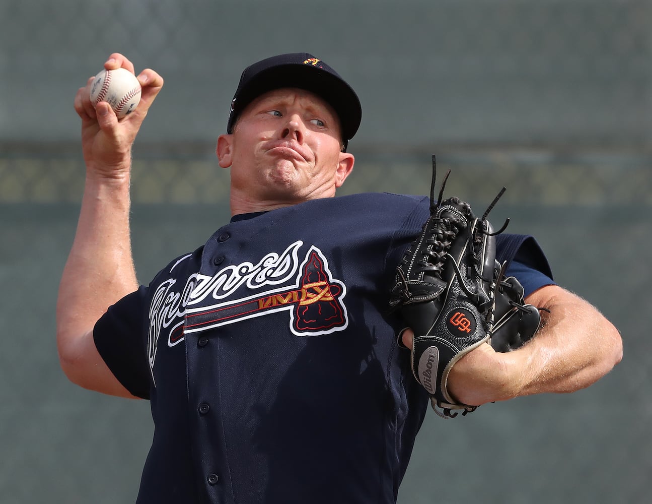 Photos: Braves loosening up at spring training