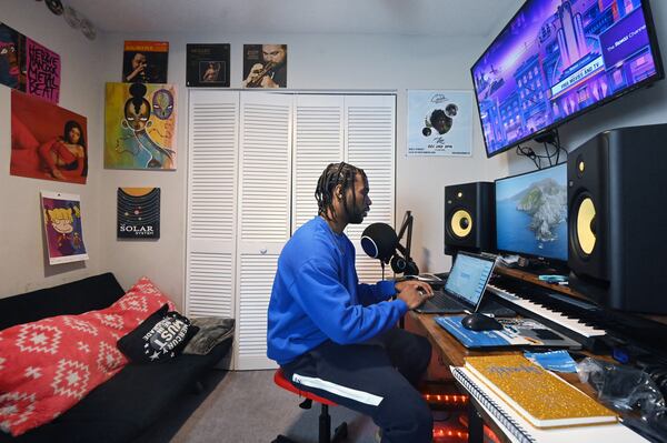 Kevin "Keats" Jackman works in his home studio in Doraville on Thursday, Nov. 5, 2020.  (Hyosub Shin / Hyosub.Shin@ajc.com)